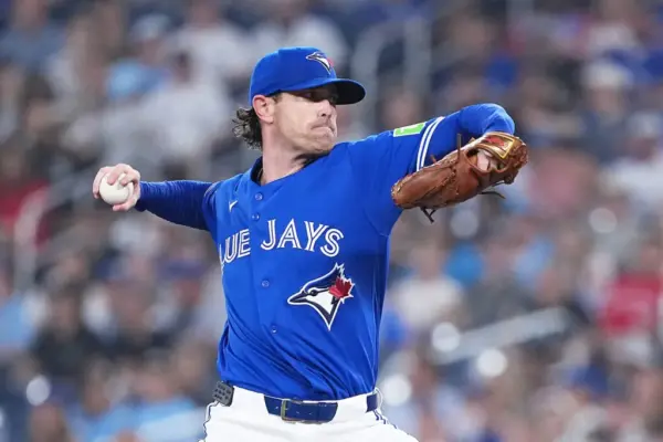Blue Jays place Shane Bieber on injured list, recall Chad Dallas image 1