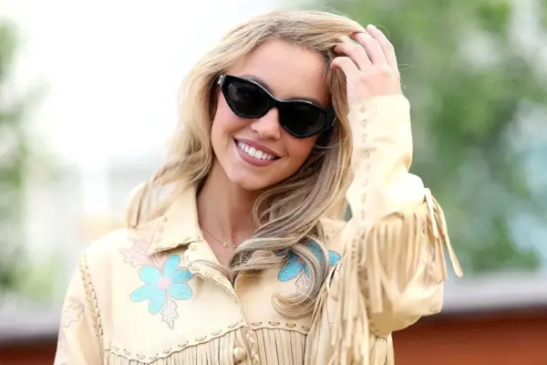 Female athletes react to Sydney Sweeney sports app advertisement image 1