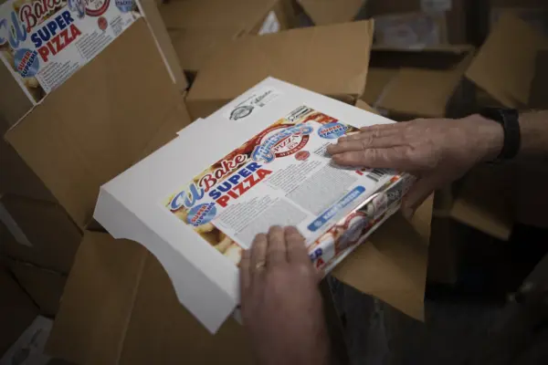 Regina-style pizza sparks rivalry ahead of Labour Day Classic